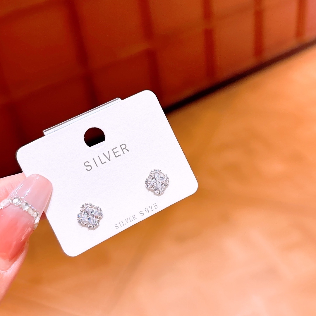 Fine Silver Earrings Vintage Office Silver