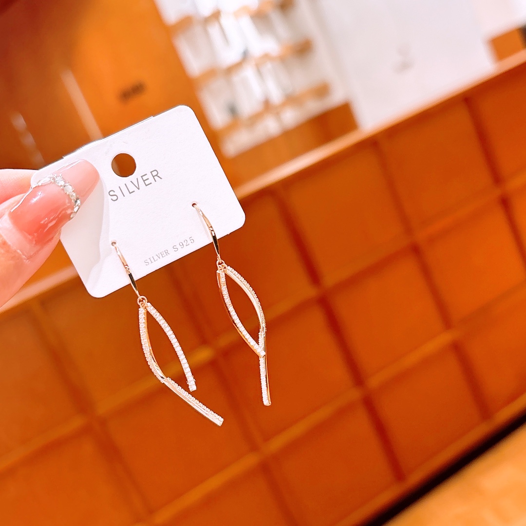 フレンチアレルギー対応シルバードロップ＆スレッドイヤリングゴールド ギフト