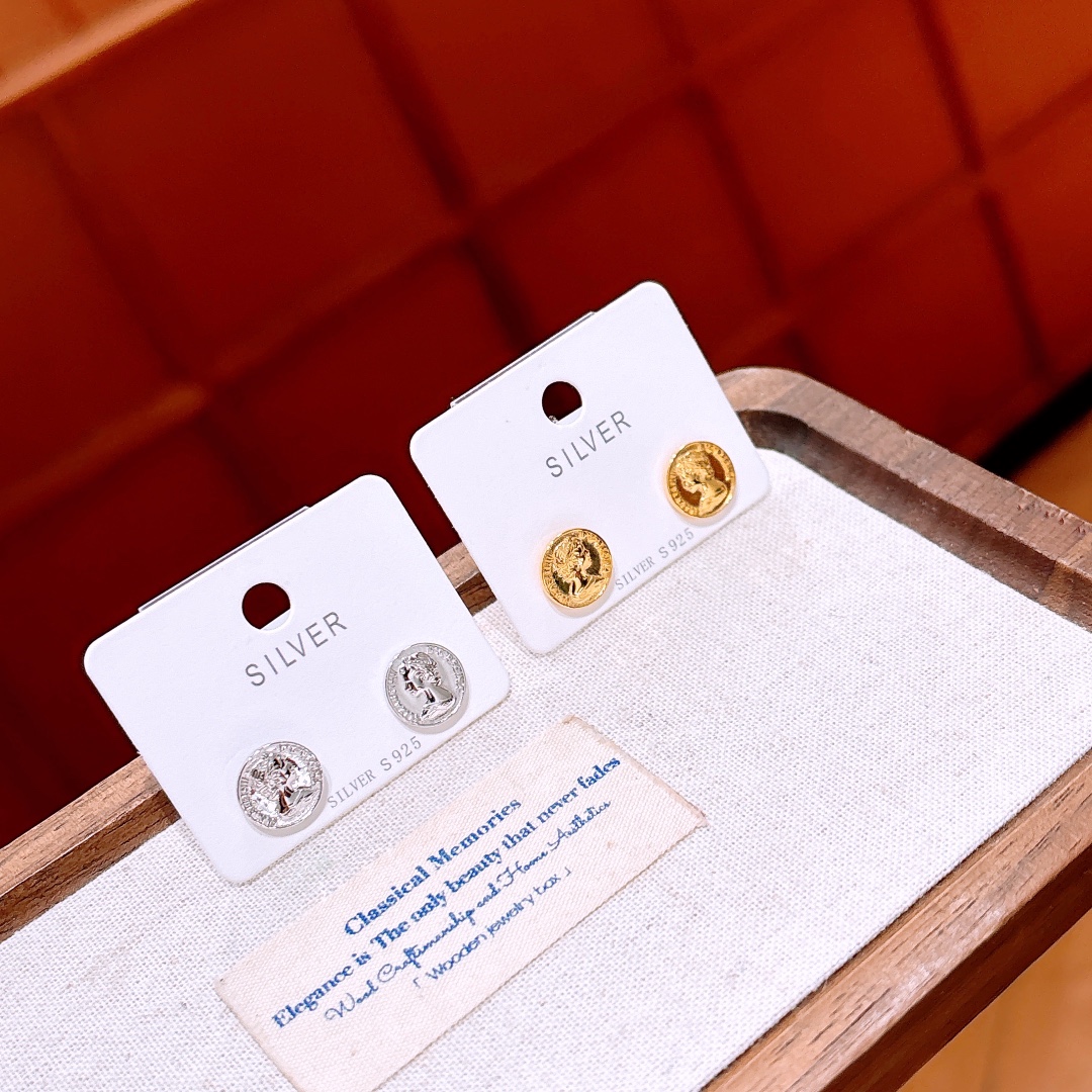 Nickel Free Silver Earrings Premium Teacher's Day Silver