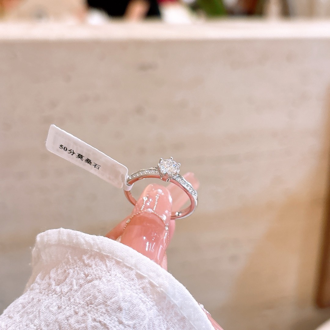 Solid Silver Moissanite Ring Playful Wedding Registration Silver