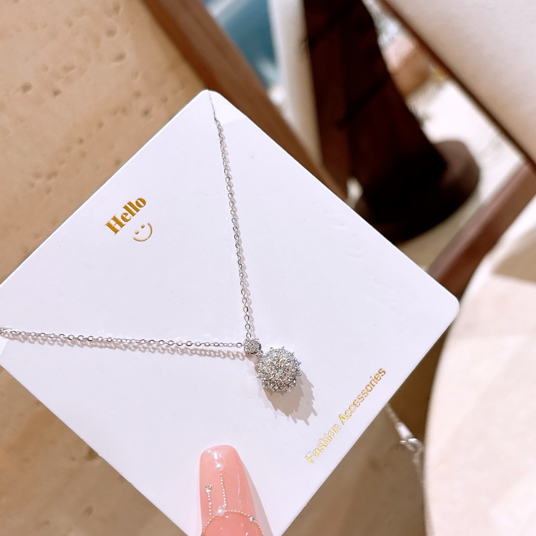 Hypoallergenic Silver Moissanite Necklace Sweet Teacher's Day Gold