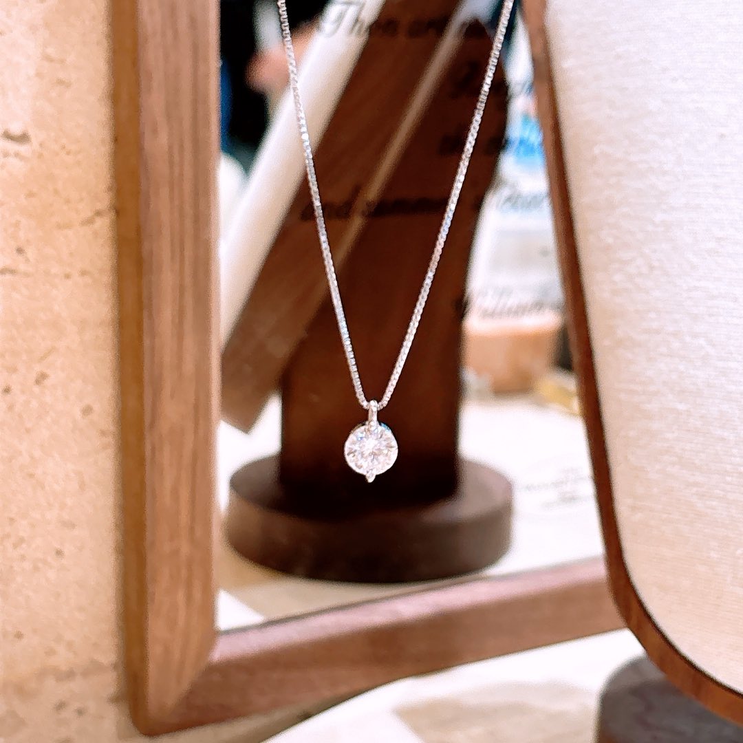 Hypoallergenic Silver Moissanite Necklace Elegant Party Gold