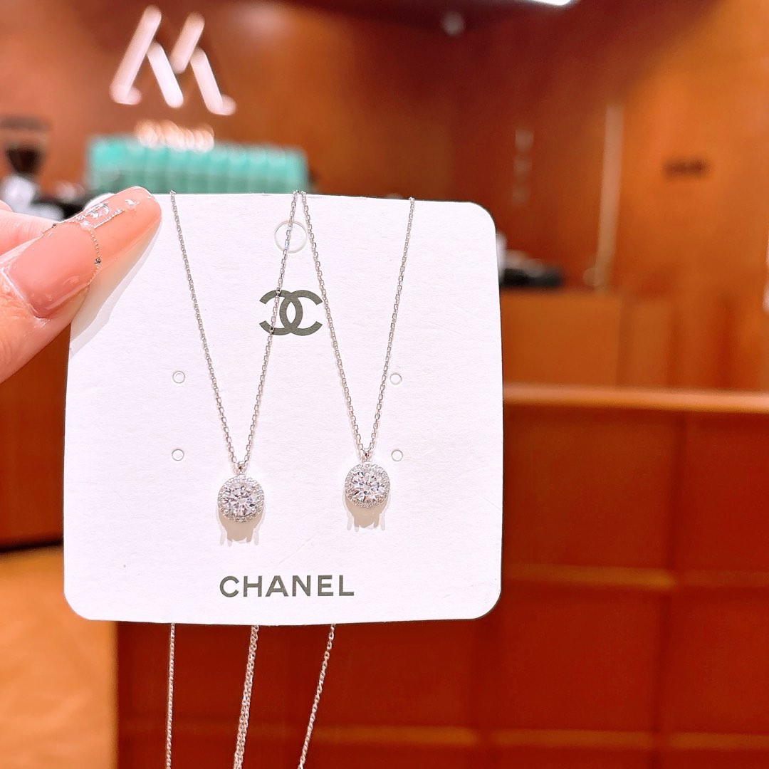 Fine Silver Necklace Elegant Workplace Silver