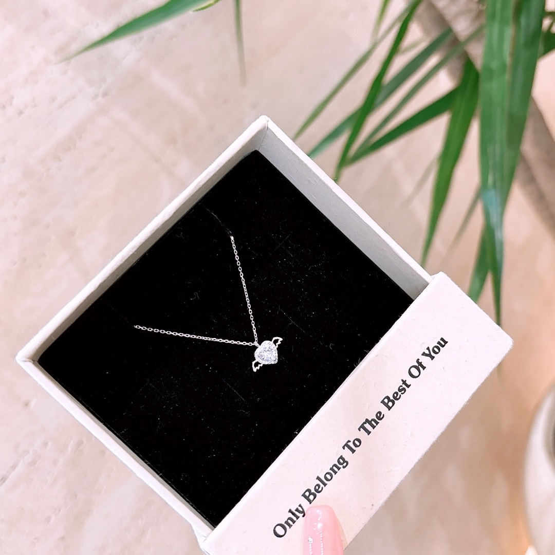 Hypoallergenic Silver Necklace Playful Workplace Silver