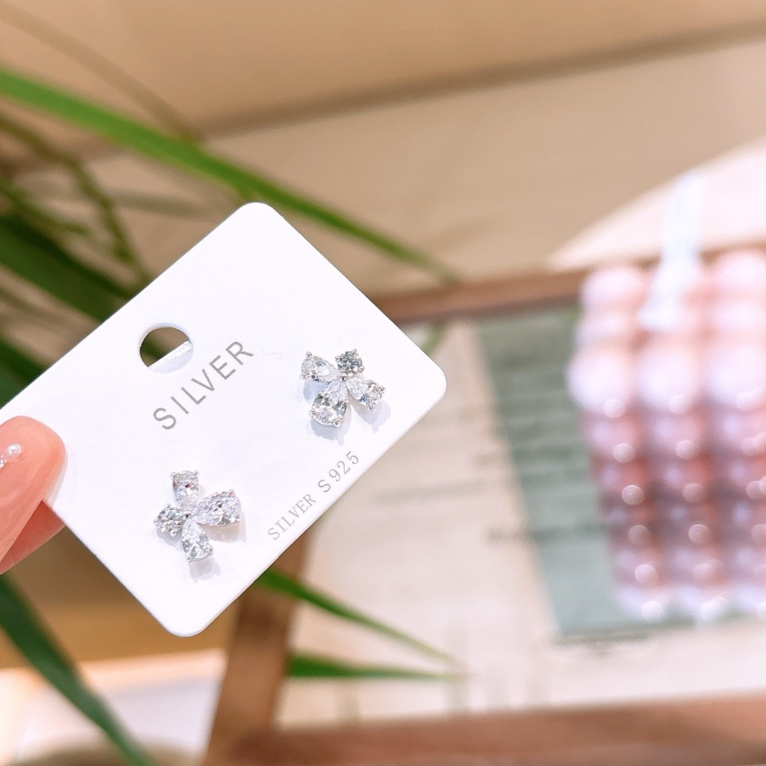 S925 Sterling Silver Earrings Gentle Housewarming Gold