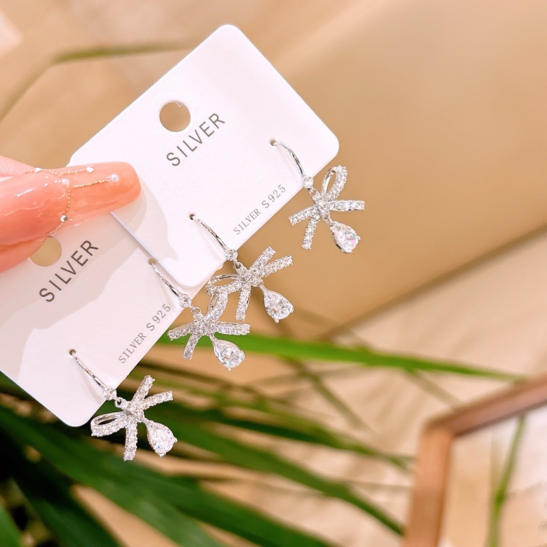 軽やか低アレルギー銀ドロップ＆スレッドイヤリングシルバー 母の日