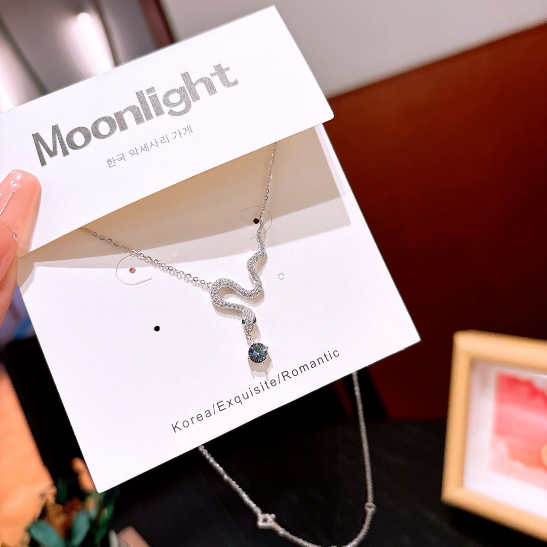 Fine Silver Moissanite Necklace Chic Mother's Day Gold