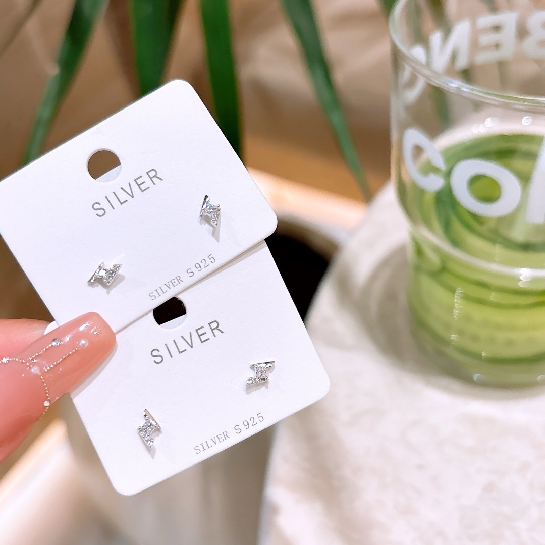 Hypoallergenic Silver Earrings Dainty Date Night Silver