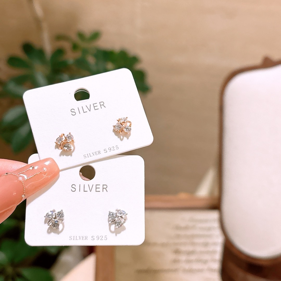 Hypoallergenic Silver Earrings Playful Valentine's Day Silver