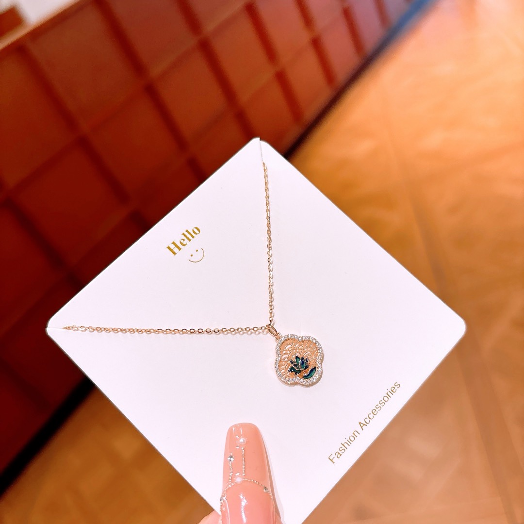 高級感高品質シルバーネックレスゴールド 日常使い