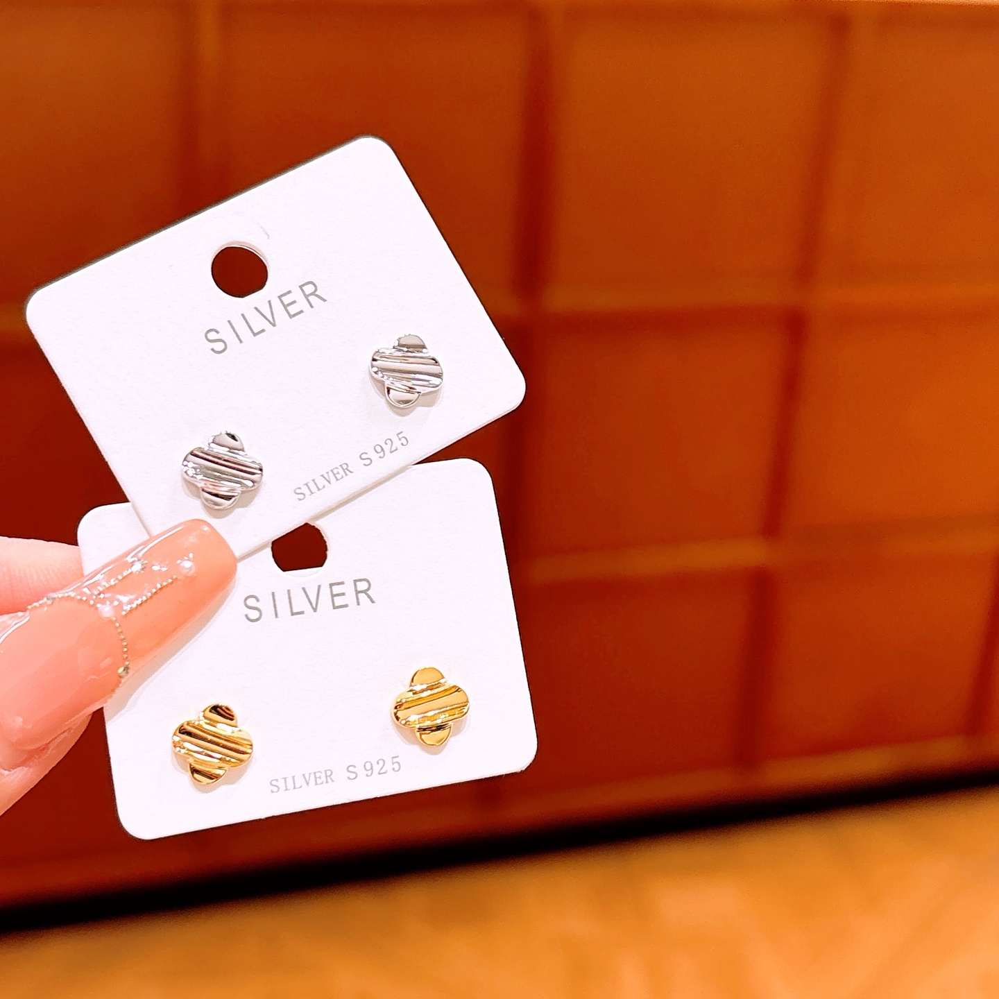 S925 Sterling Silver Earrings Elegant Banquet Silver