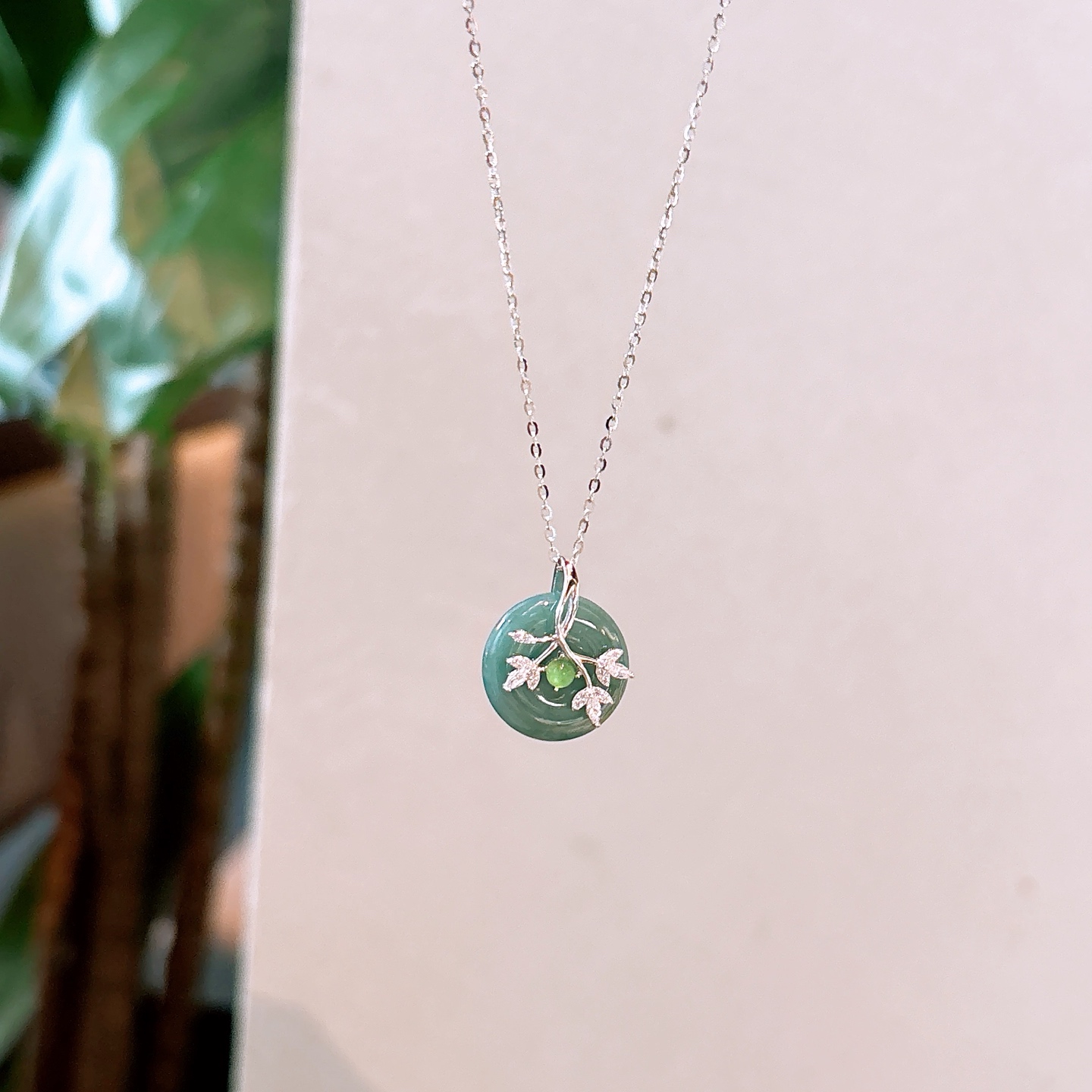 S925 Sterling Silver Jadeite Necklace Playful Valentine's Day Silver