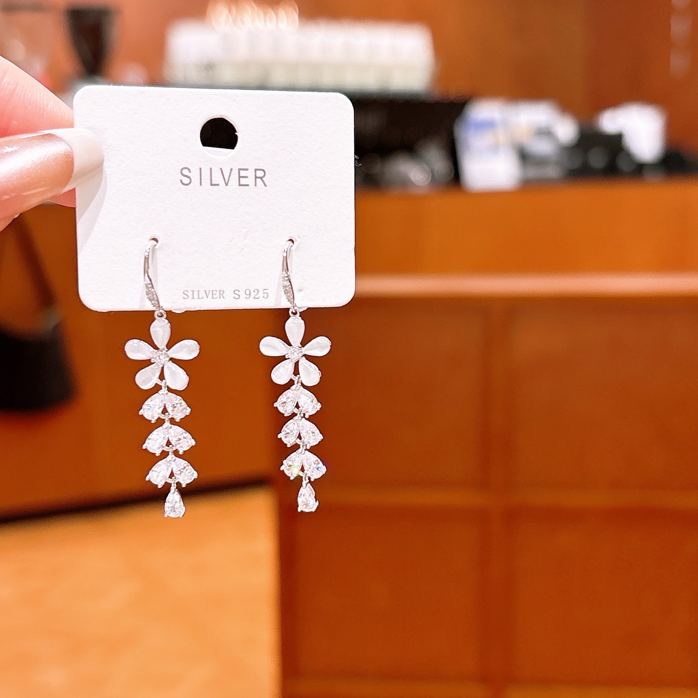 高級感925シルバードロップ＆スレッドイヤリングシルバー 婚姻届提出