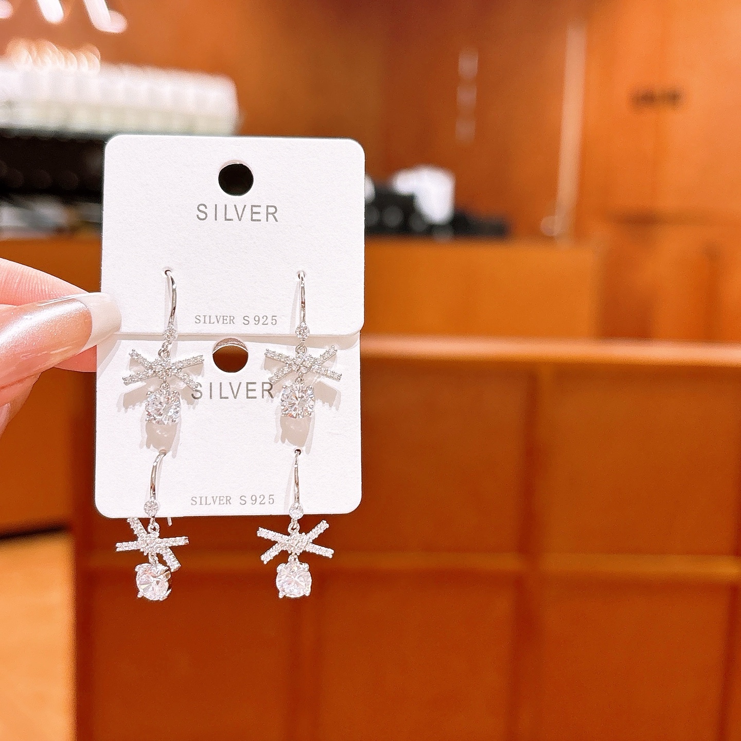 繊細アレルギー対応シルバードロップ＆スレッドイヤリングゴールド ギフト