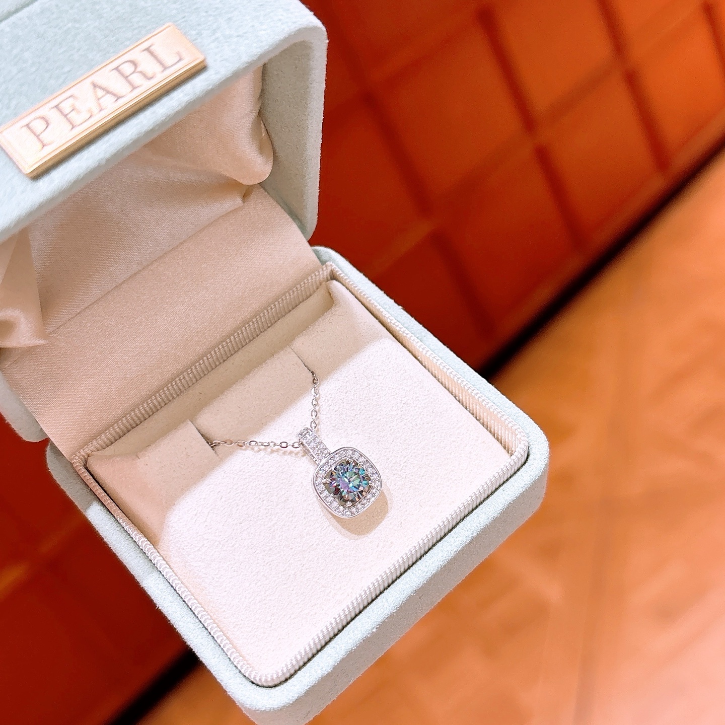 エレガントニッケル無添加銀モアッサナイトネックレスゴールド 新年