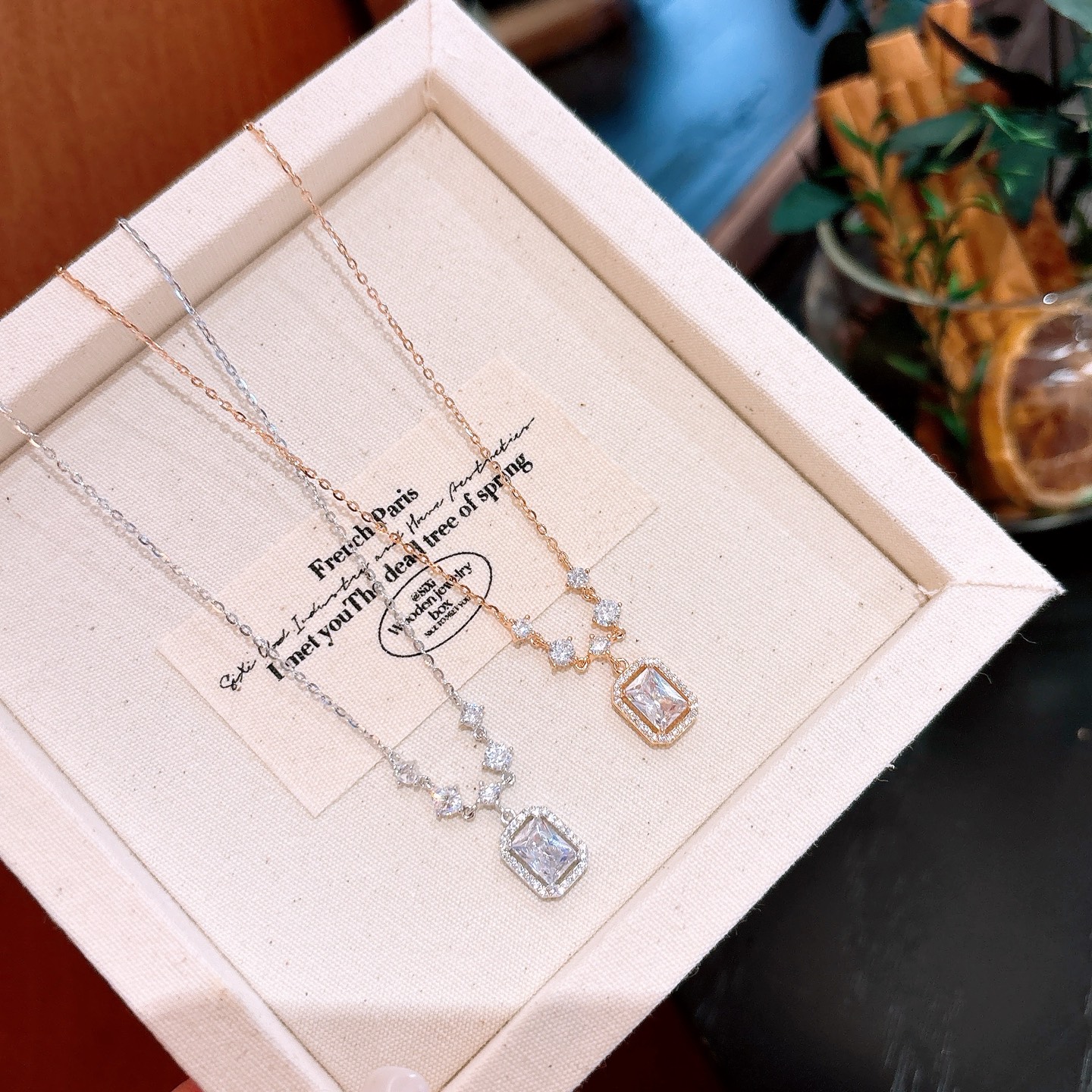 Nickel Free Silver Necklace Light Luxury Banquet Gold