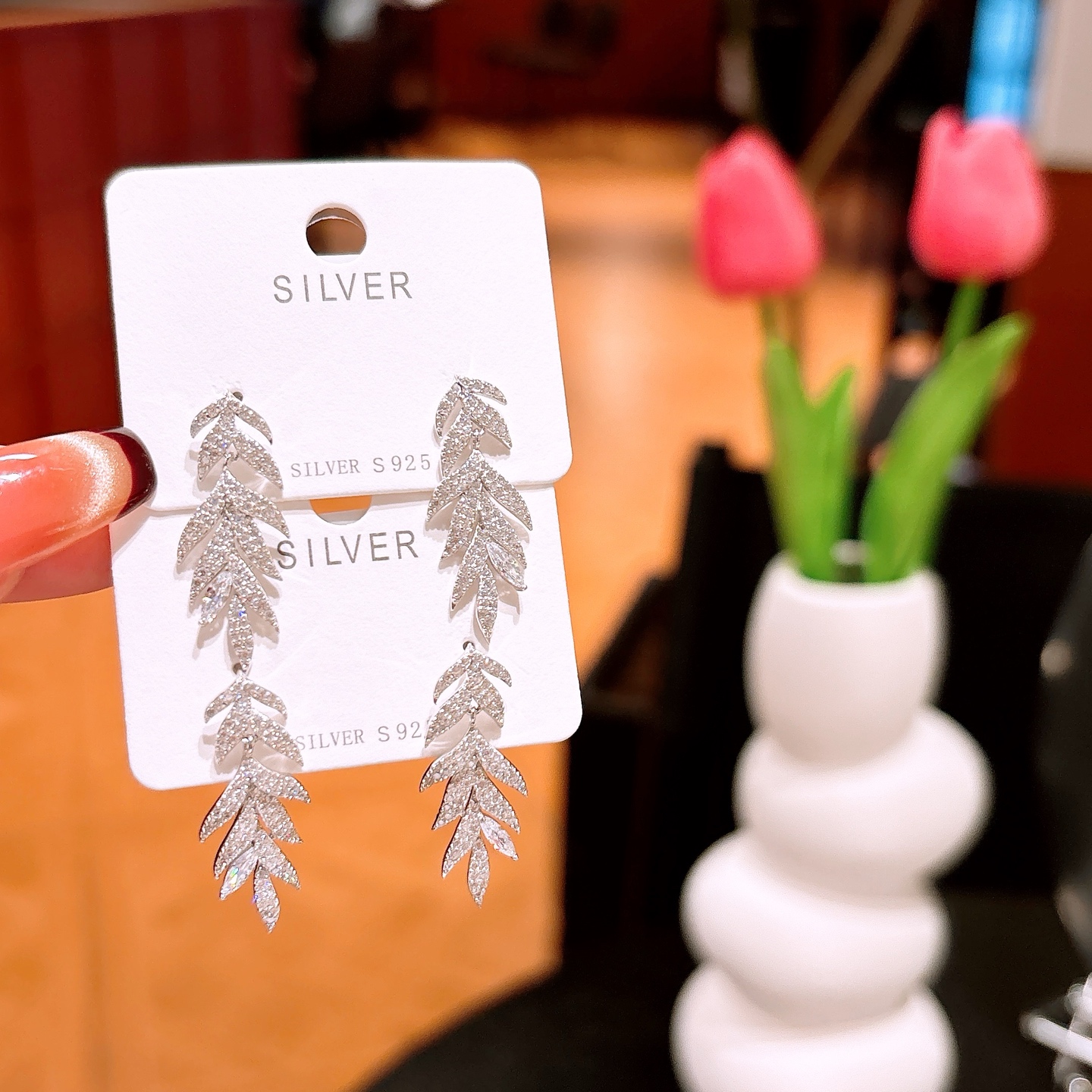 Hypoallergenic Silver Earrings Light Luxury Valentine's Day Gold