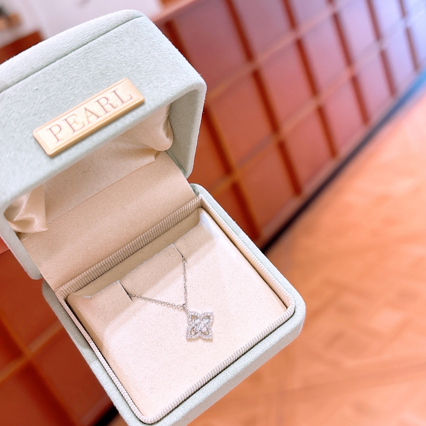 Low Allergy Silver Necklace Intellectual Party Gold