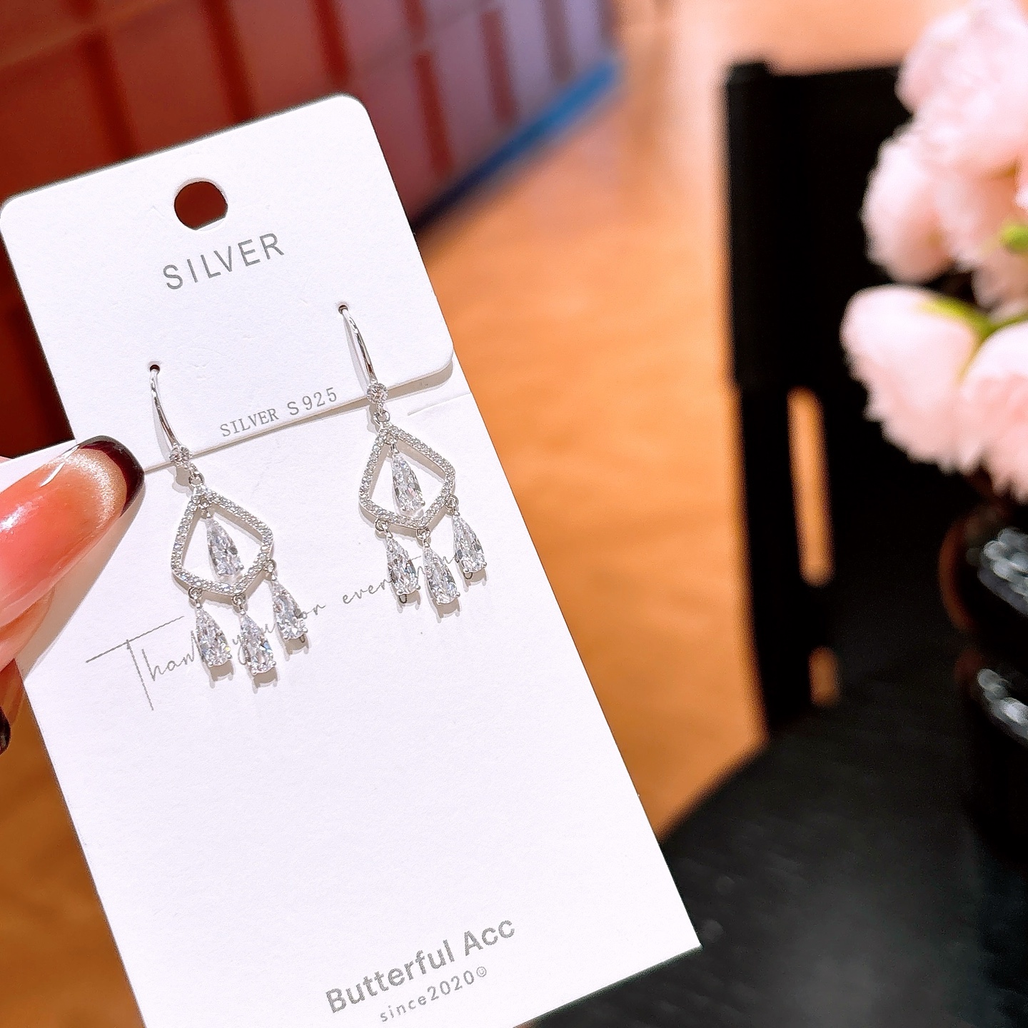 ガーリー925シルバードロップ＆スレッドイヤリングシルバー 年次パーティー