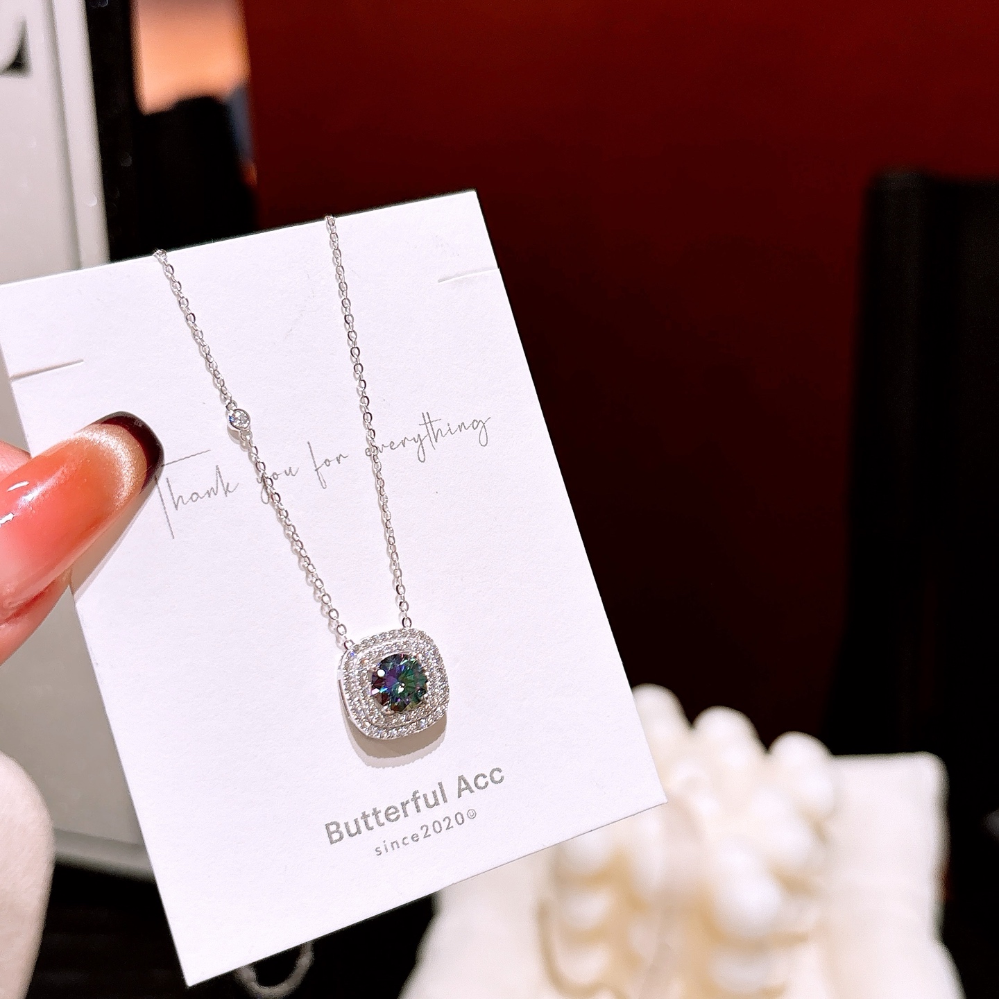 Hypoallergenic Silver Moissanite Necklace Sweet & Cool Annual Party