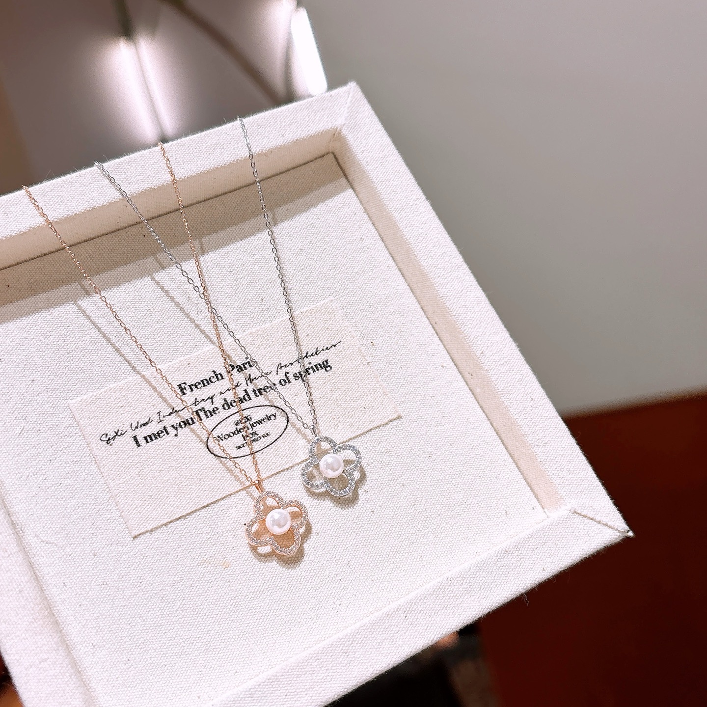 High Polish Silver Necklace Intellectual Graduation Silver