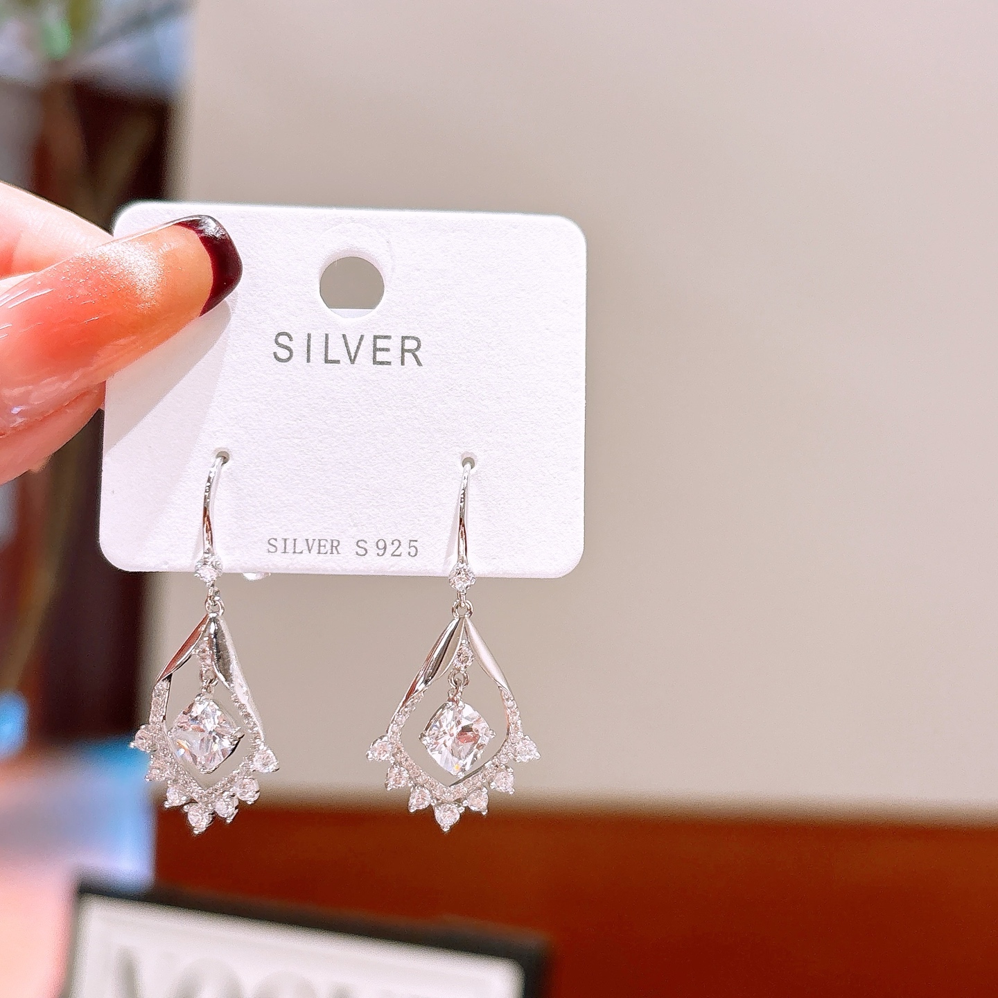 Low Allergy Silver Drop & Thread Earrings Fashion Banquet Gold