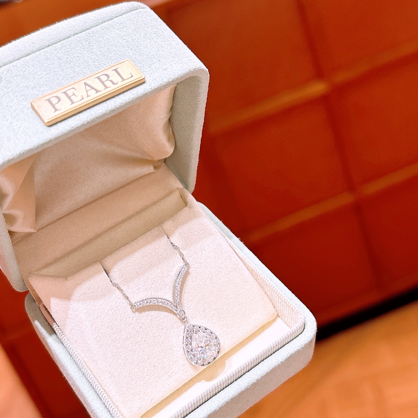 可愛い925シルバーモアッサナイトネックレスシルバー バレンタインデー