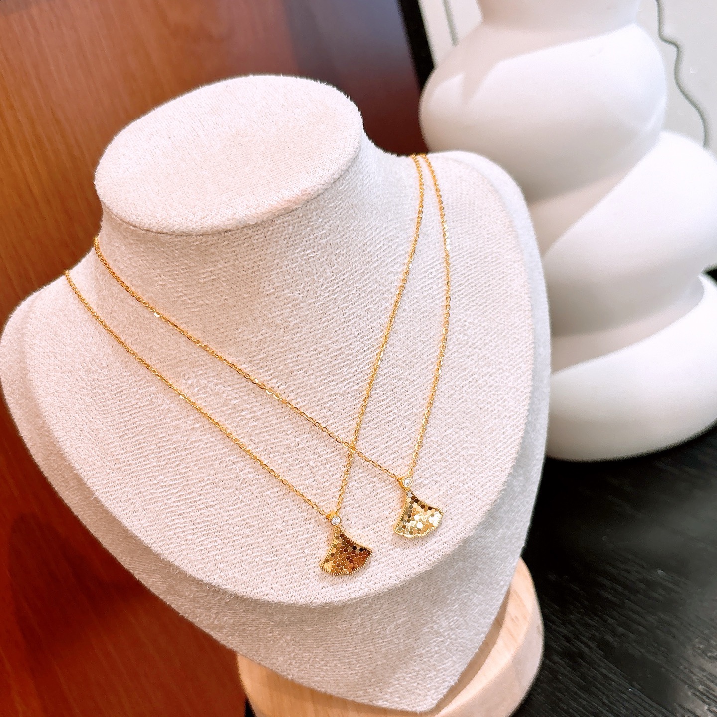 Solid Silver Necklace Light Luxury Annual Party Silver