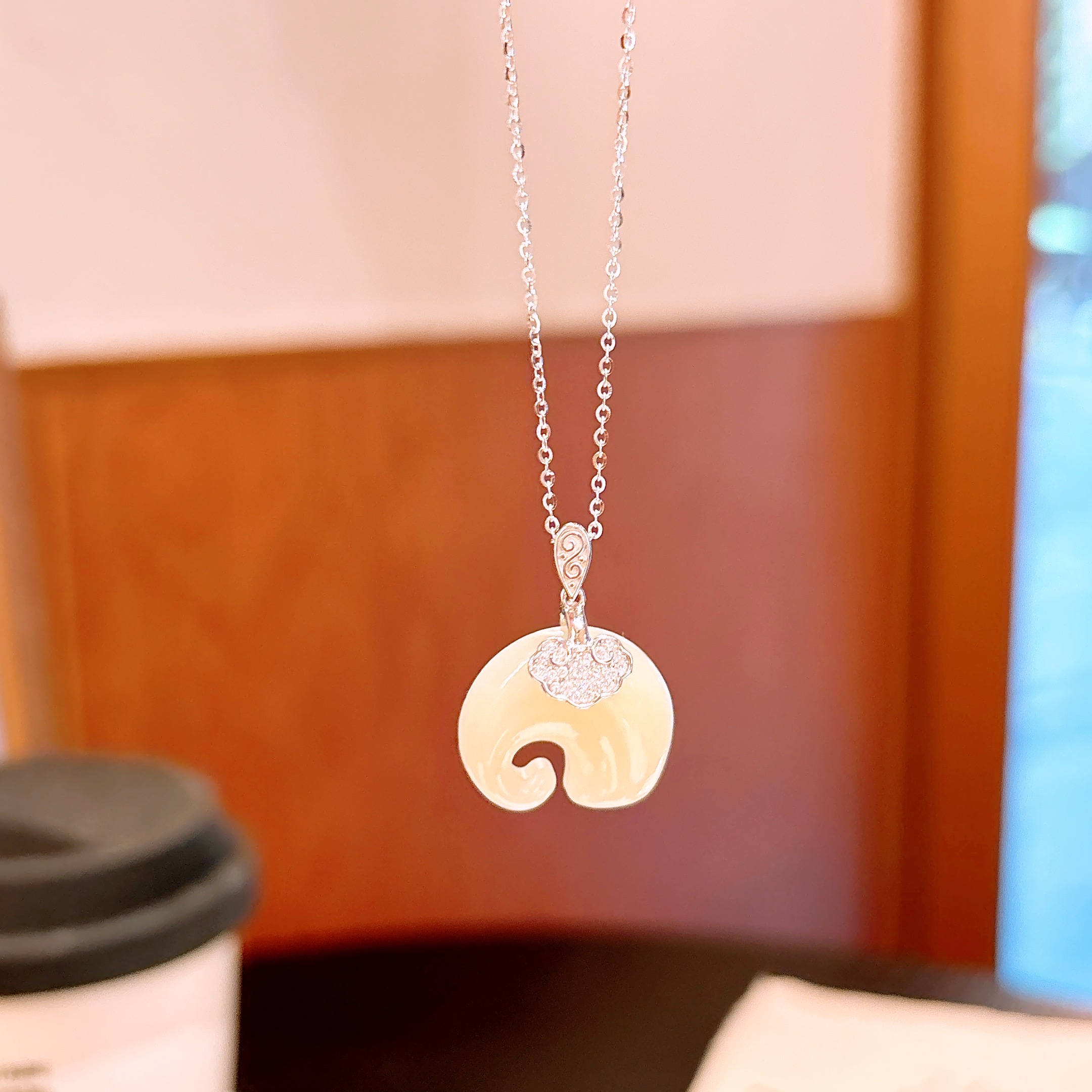 Hypoallergenic Silver Hetian Jade Necklace Elegant Father's Day Silver