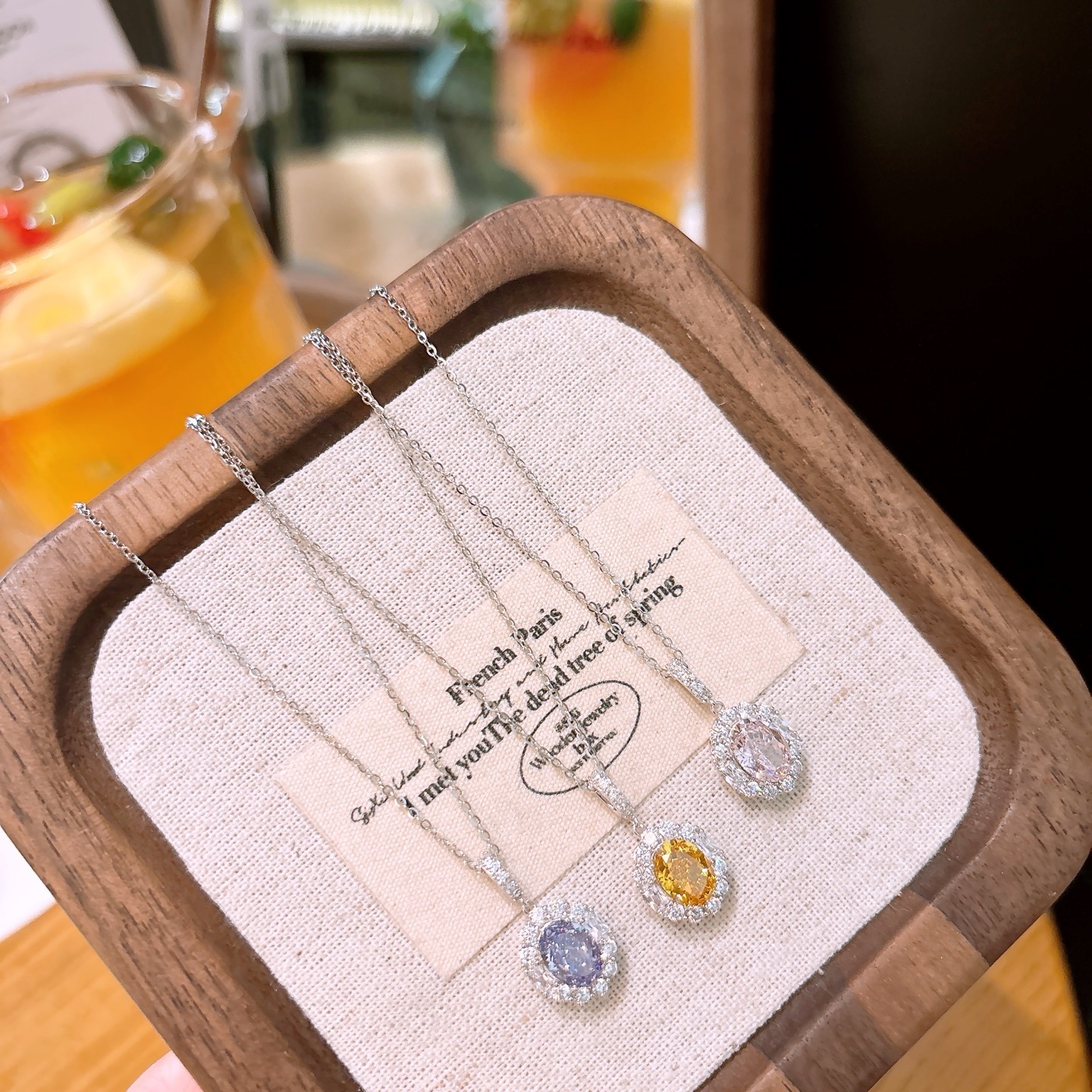 High Polish Silver High Carbon Diamond Necklace Elegant Travel Gold