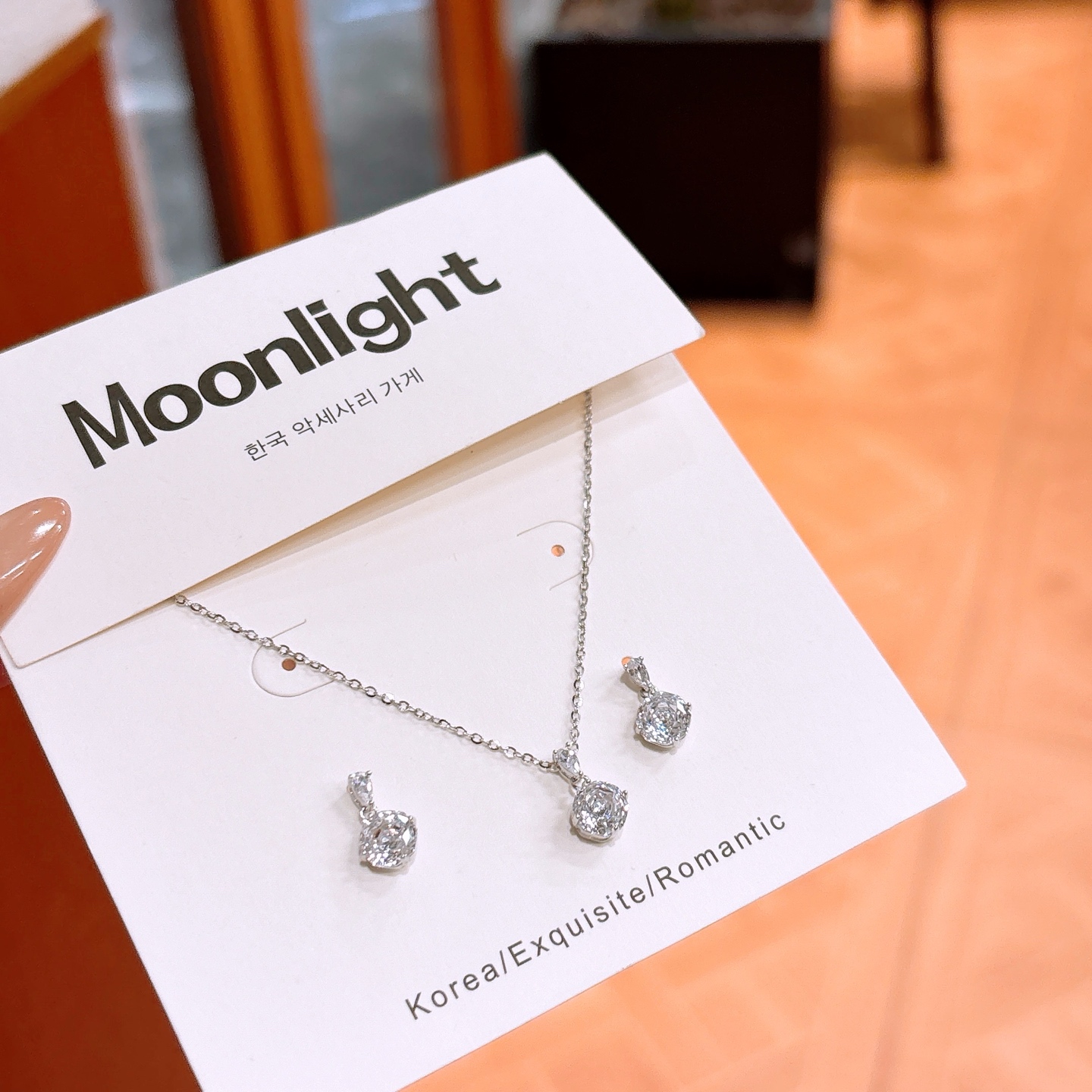 韓国風高品質シルバーイヤリング＆ネックレスセットシルバー 年次パーティー