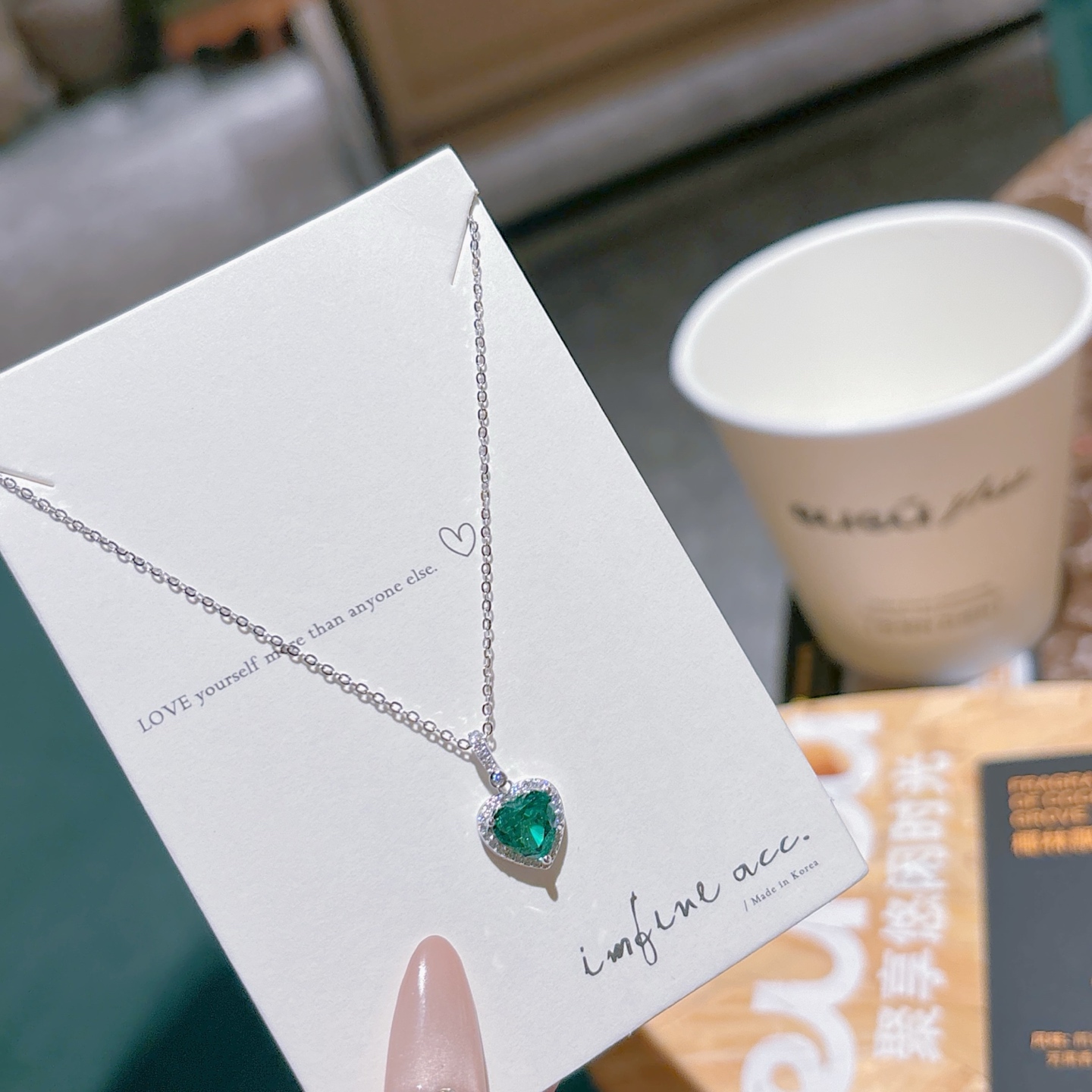 High Polish Silver High Carbon Diamond Necklace Sweet & Cool Travel