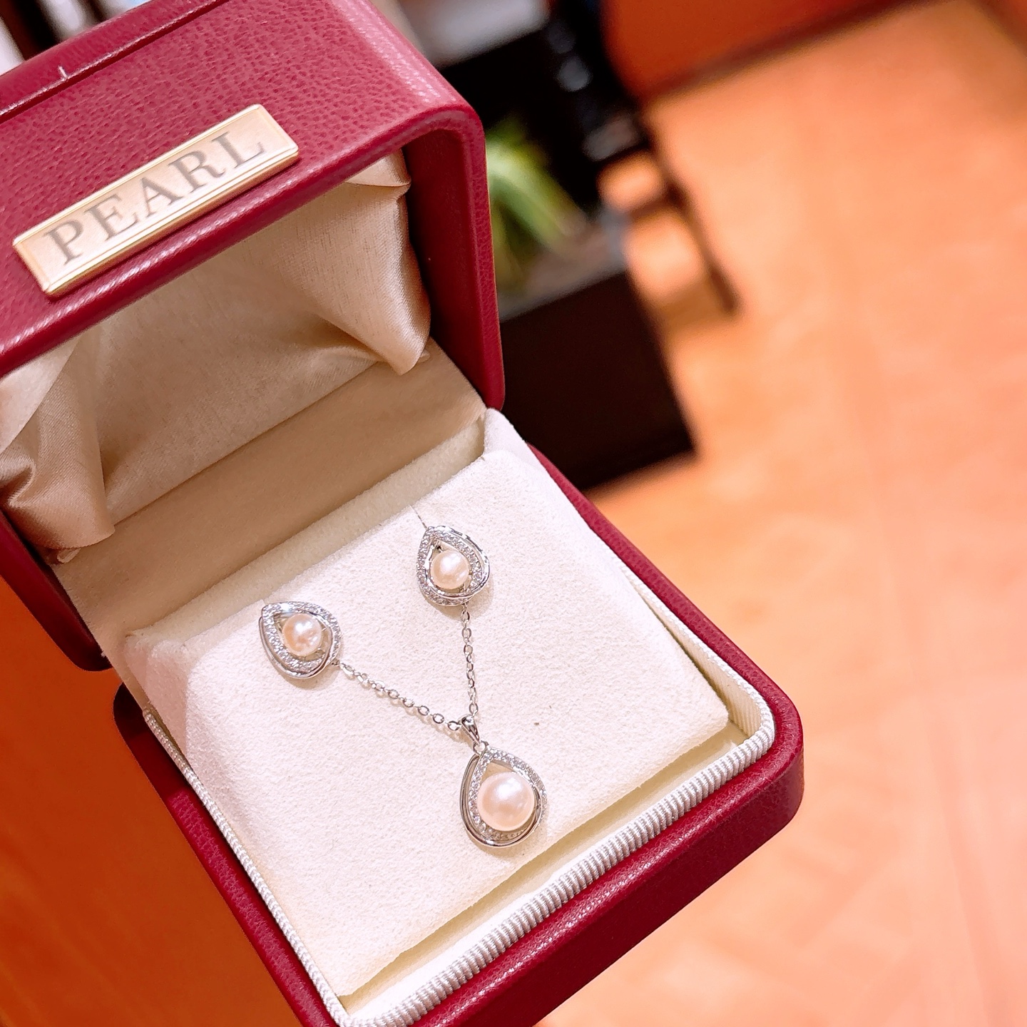 Low Allergy Silver Earrings & Necklace Set Minimalist Spring Festival