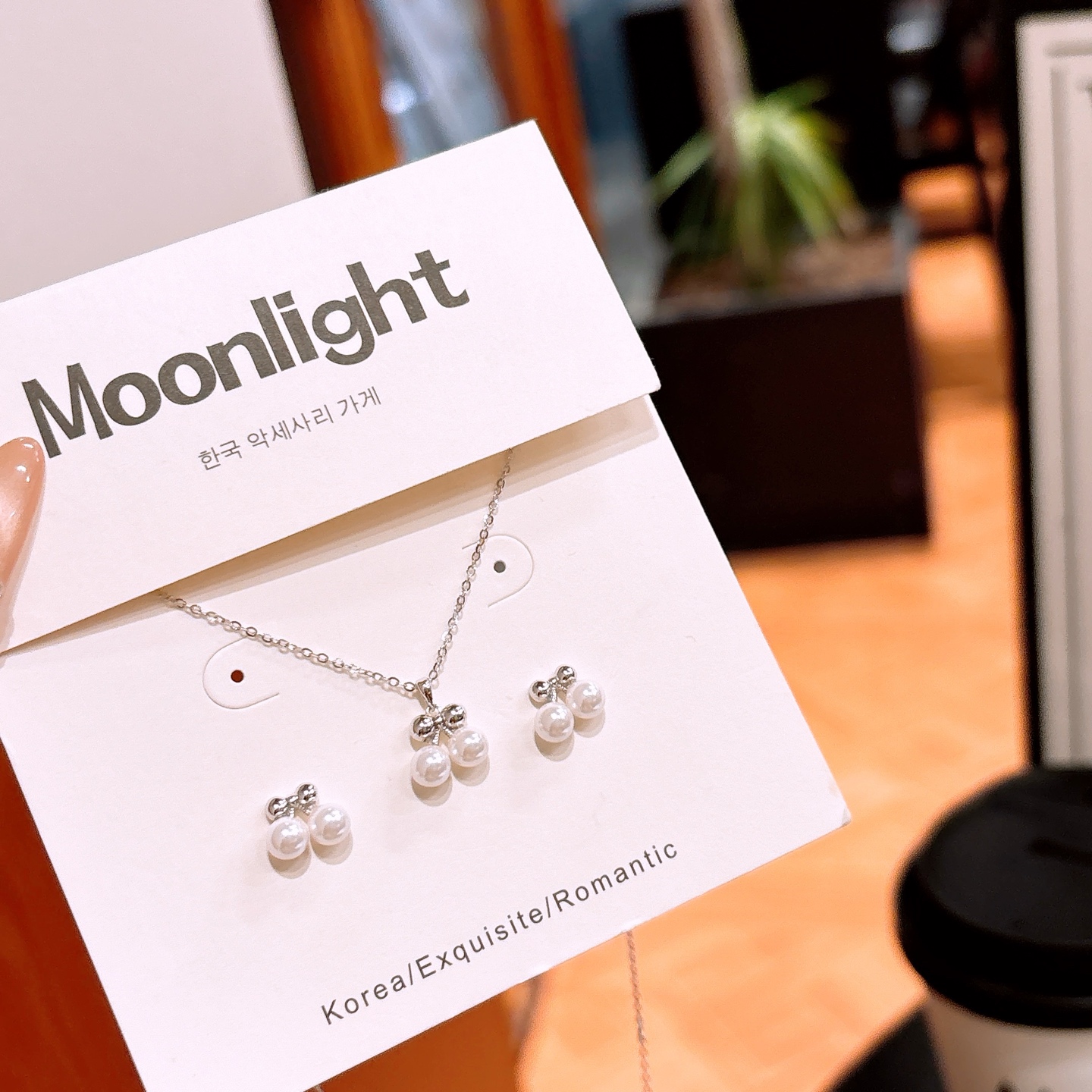 Nickel Free Silver Earrings & Necklace Set Light Luxury Date Night