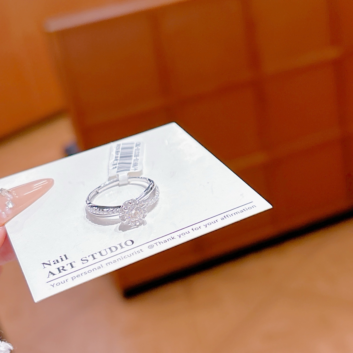 High Polish Silver Moissanite Ring Light Luxury Office Gold