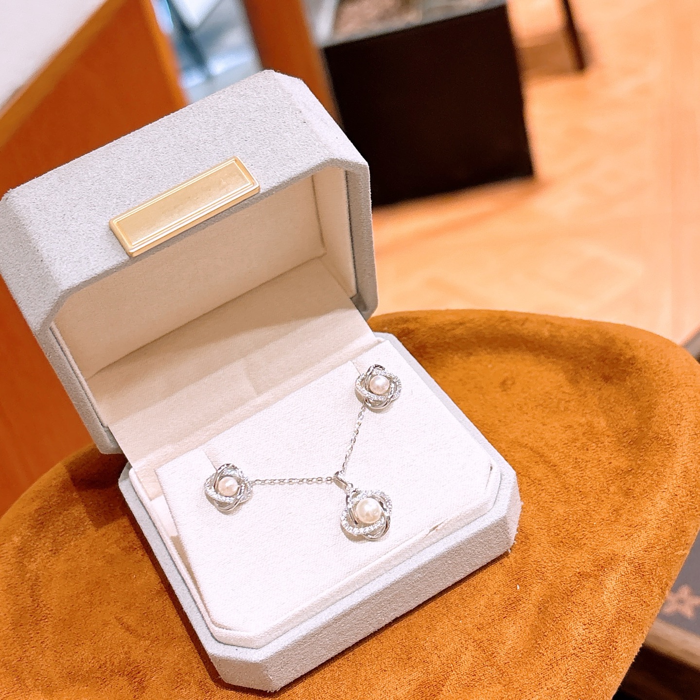 Nickel Free Silver Earrings & Necklace Set Sweet Proposal Silver