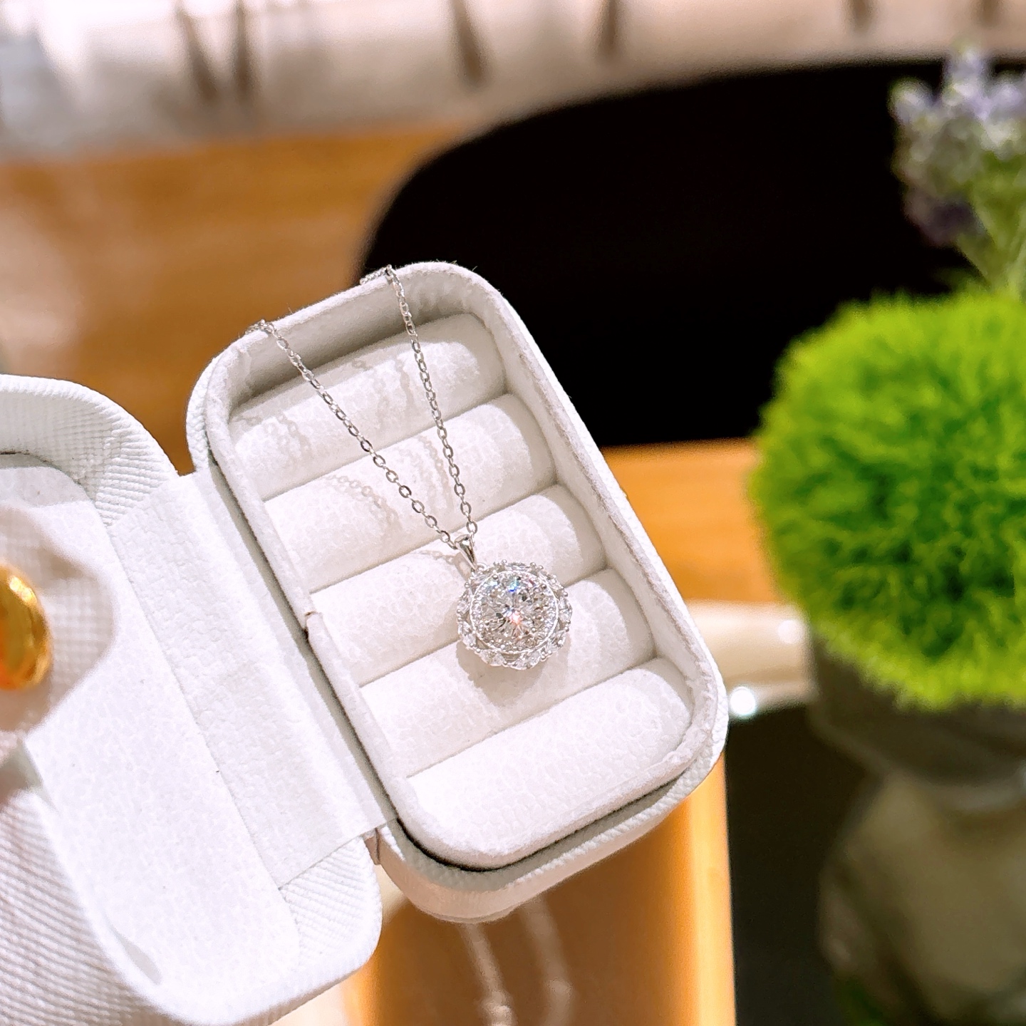 Low Allergy Silver Moissanite Necklace Light Luxury Christmas Silver