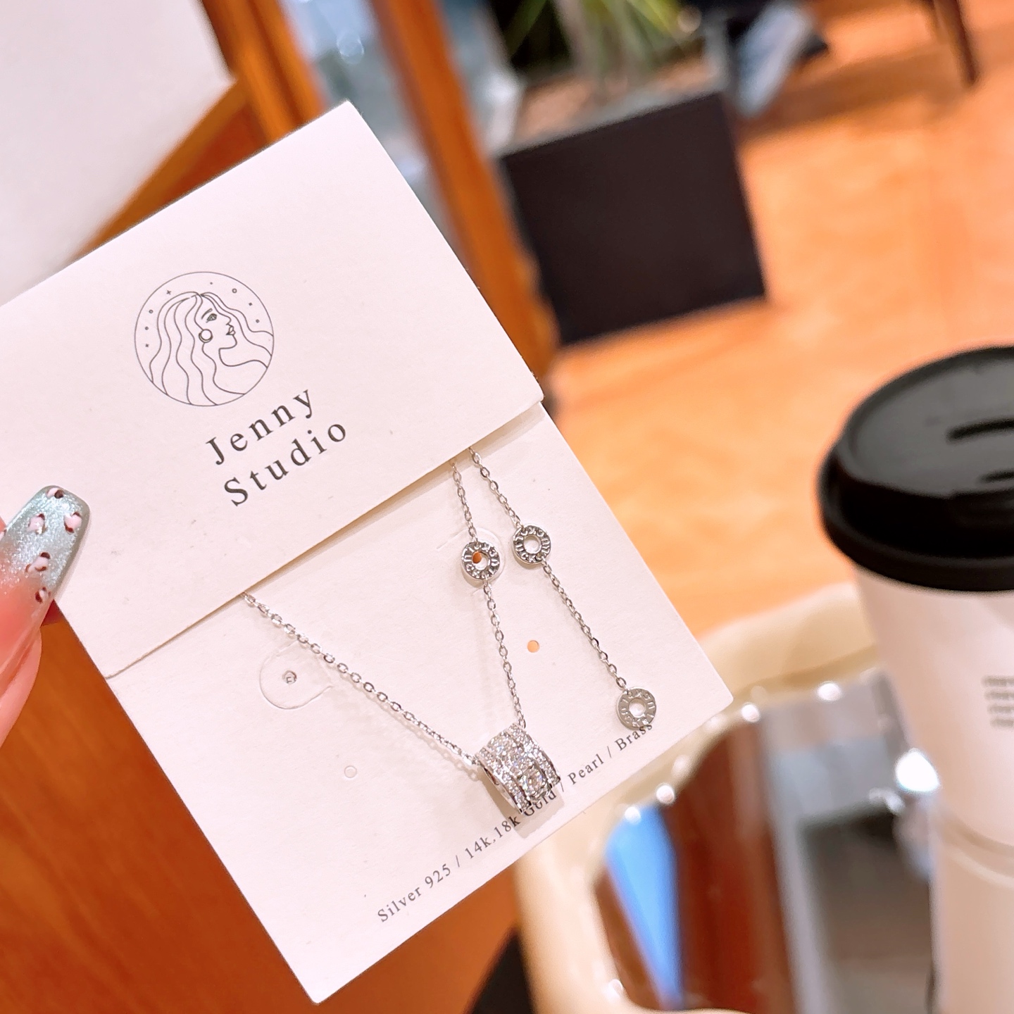 知性的925シルバーモアッサナイトネックレスゴールド 誕生日