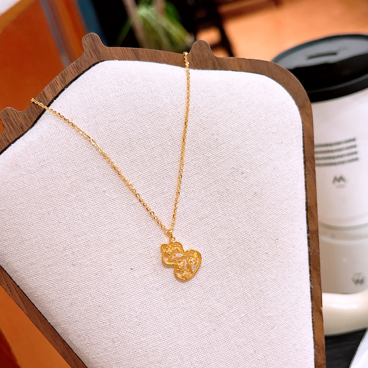 Solid Silver Necklace Gentle Office Gold