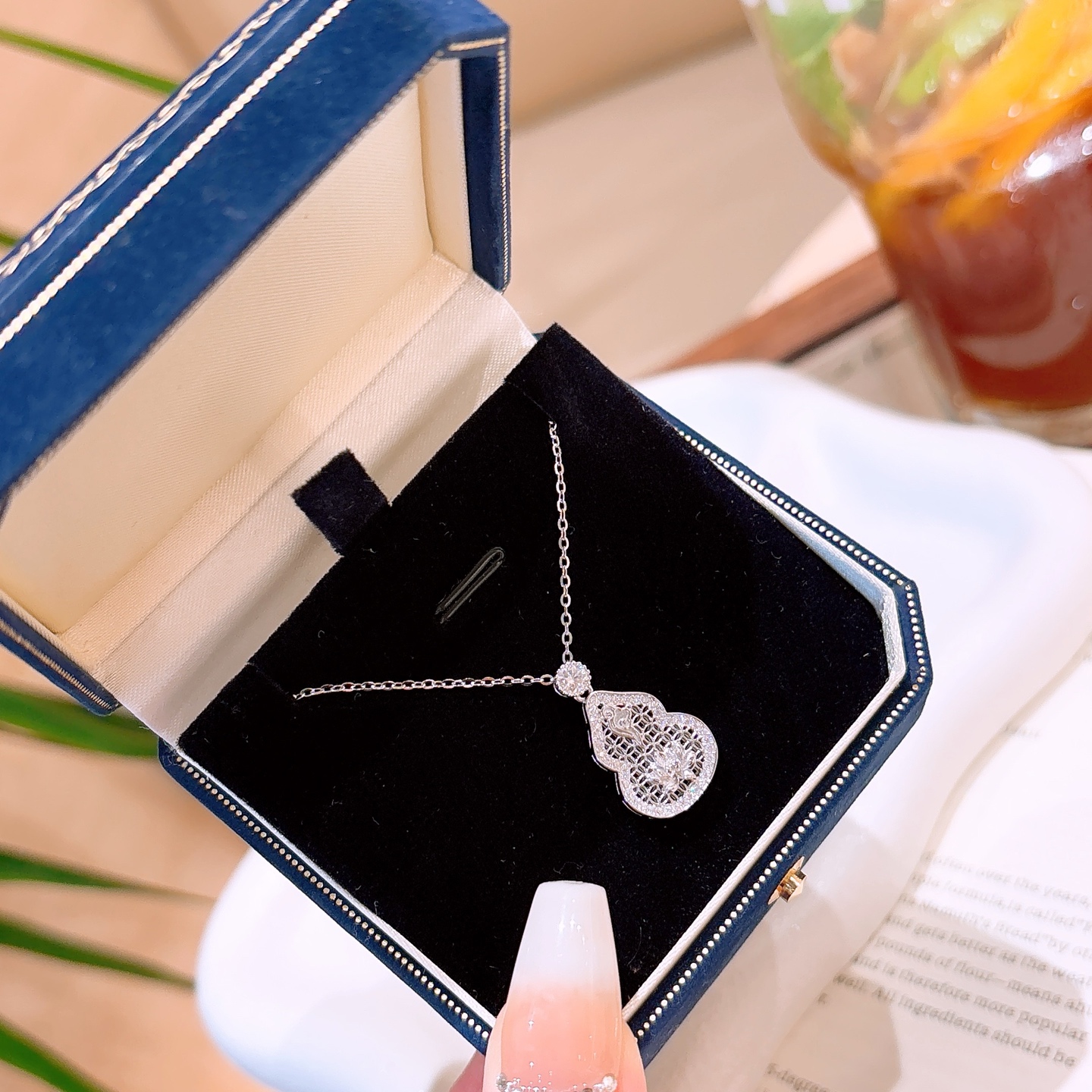 エレガントニッケル無添加銀モアッサナイトネックレスシルバー 告白