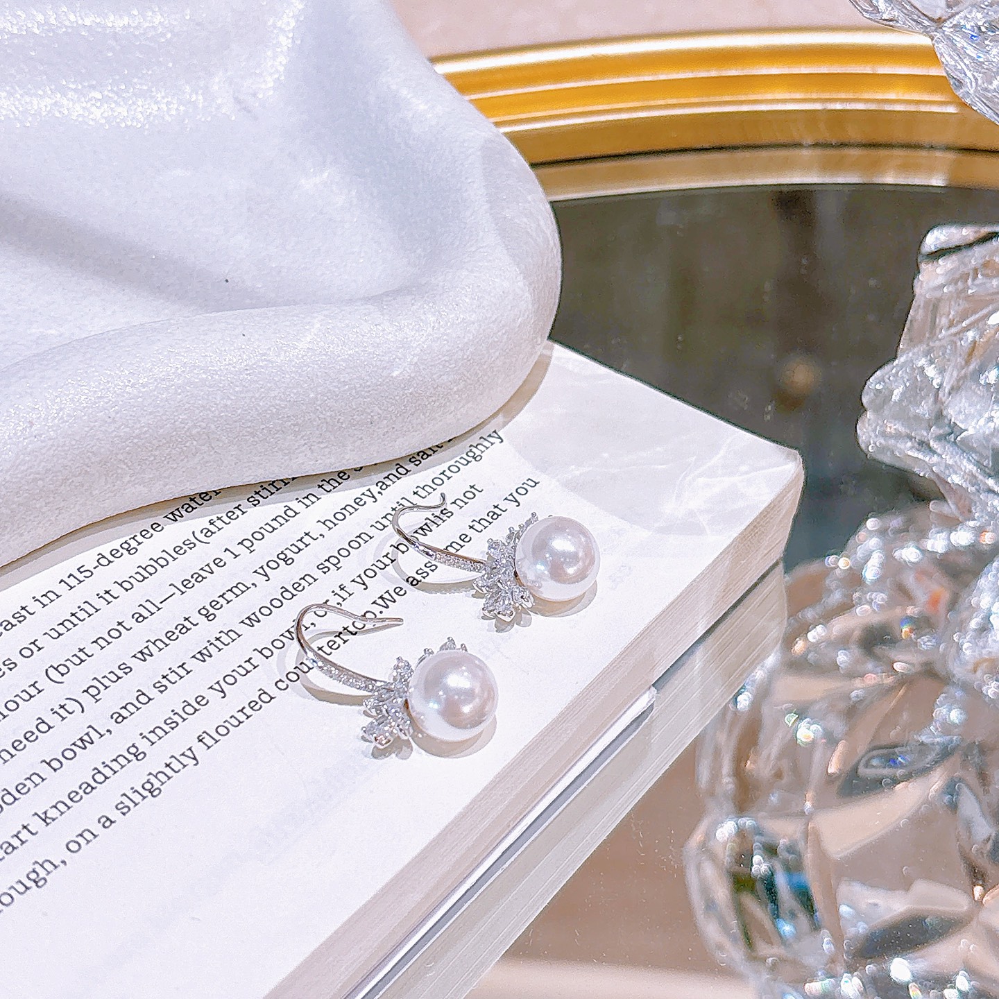 Low Allergy Silver Drop & Thread Earrings Vintage Office Gold