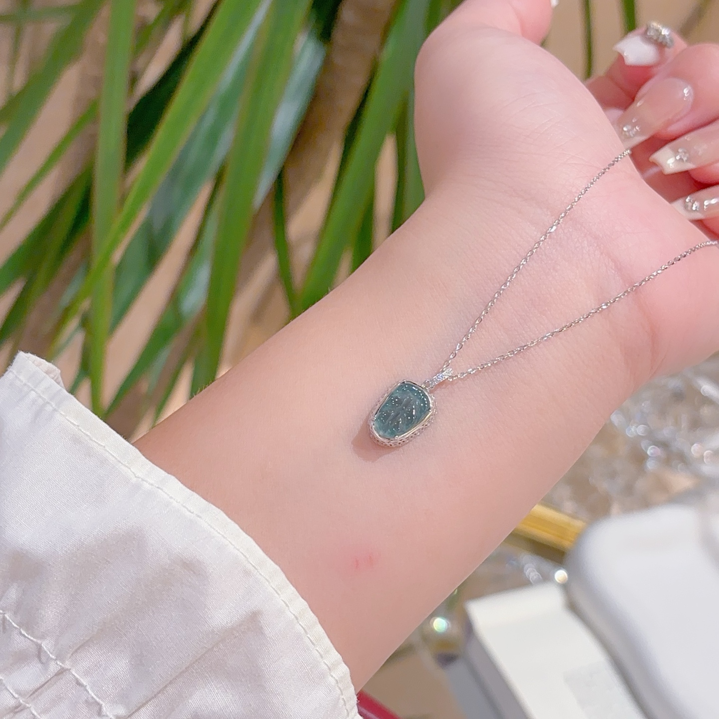 Hypoallergenic Silver Jadeite Necklace Elegant Annual Party Silver