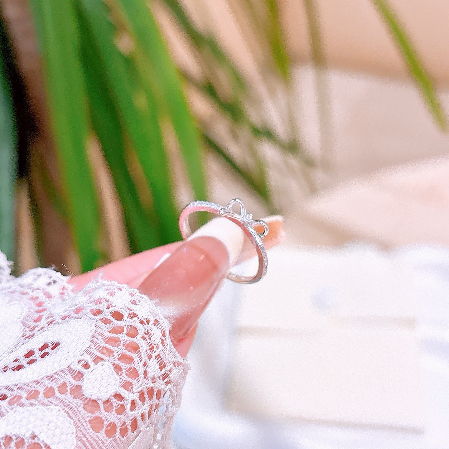 Hypoallergenic Silver Ring Fresh Banquet Gold