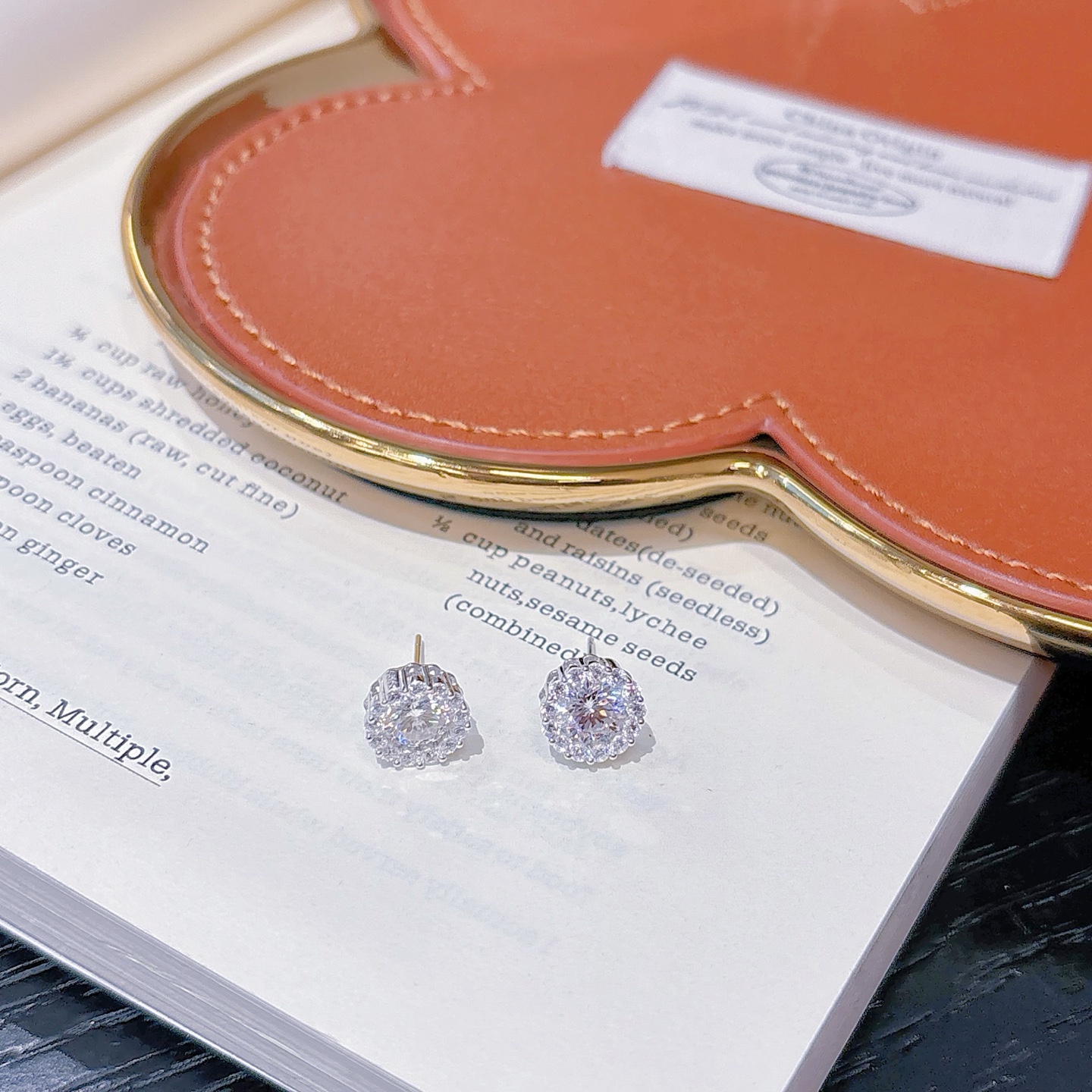 S925 Sterling Silver Moissanite Studs Ethereal Travel Gold