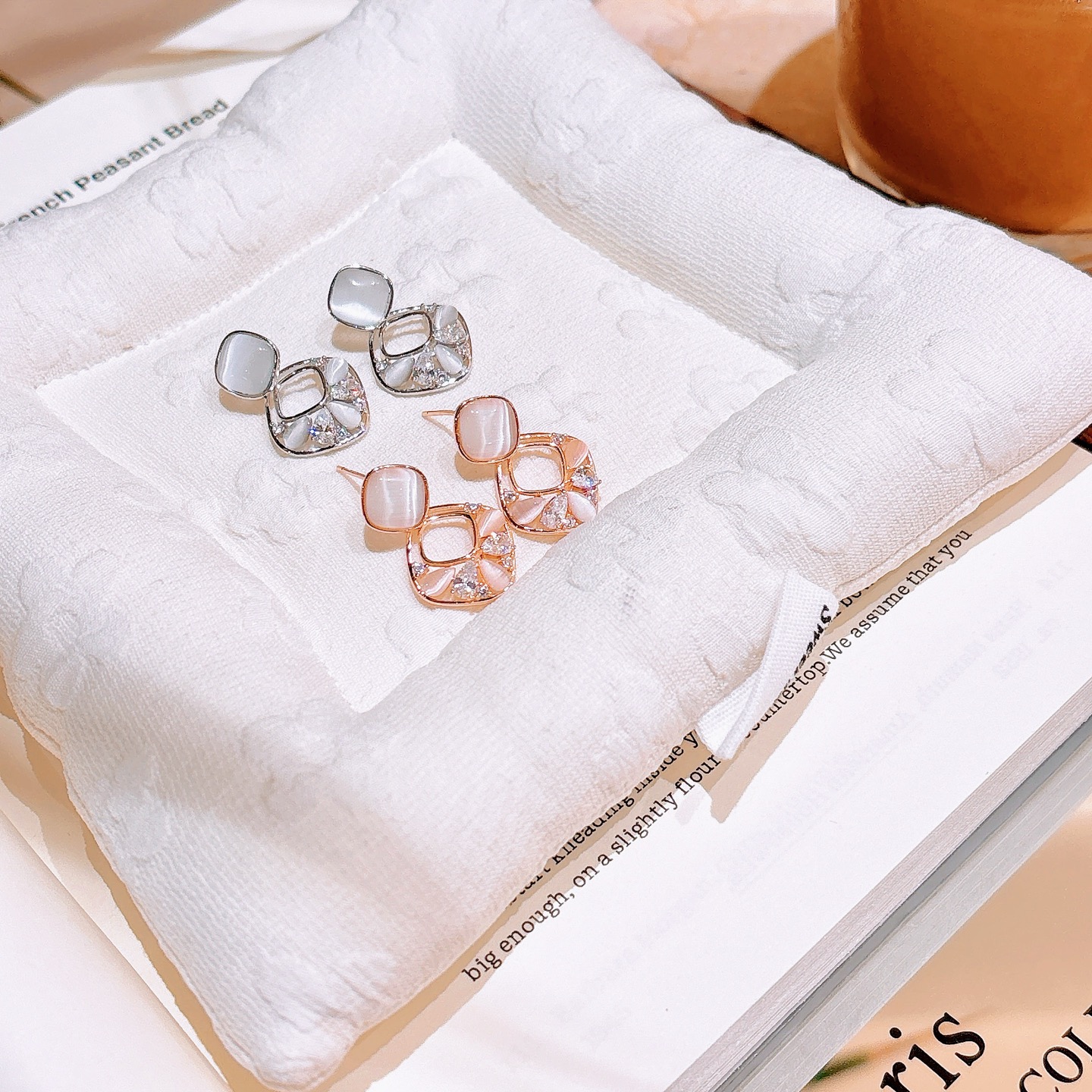 Hypoallergenic Silver Earrings Lively Annual Party Silver