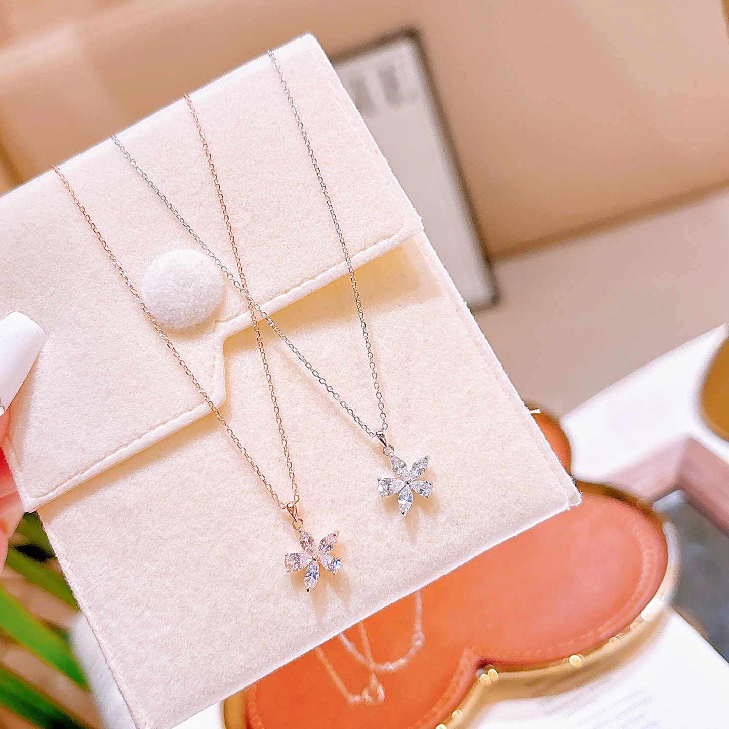 Fine Silver Necklace Elegant Banquet Silver