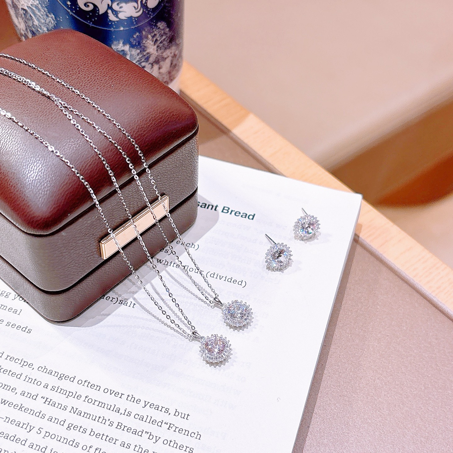 繊細925シルバーイヤリング＆ネックレスセットゴールド 旅行