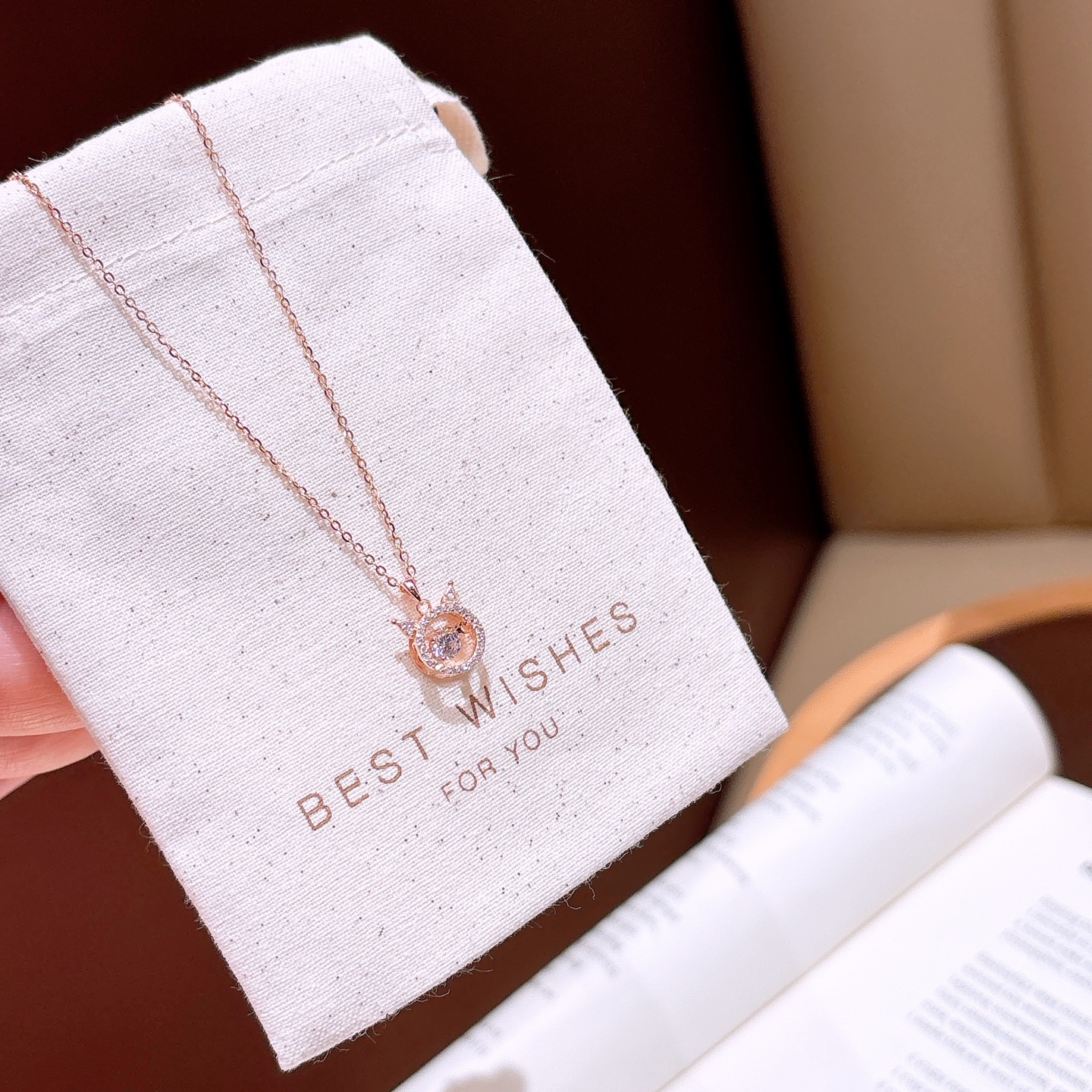 アーティスティック925シルバーネックレスゴールド バレンタインデー