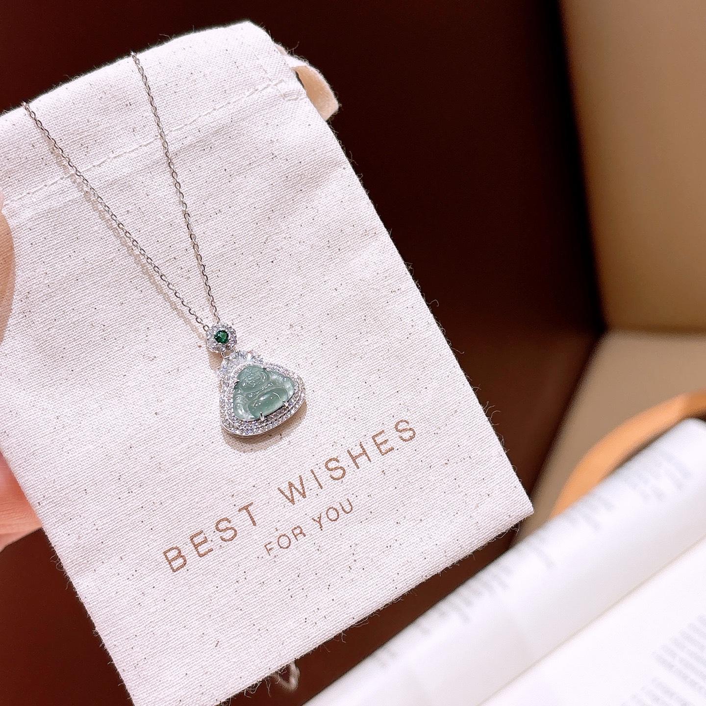 Nickel Free Silver Jadeite Necklace Elegant Housewarming Gold