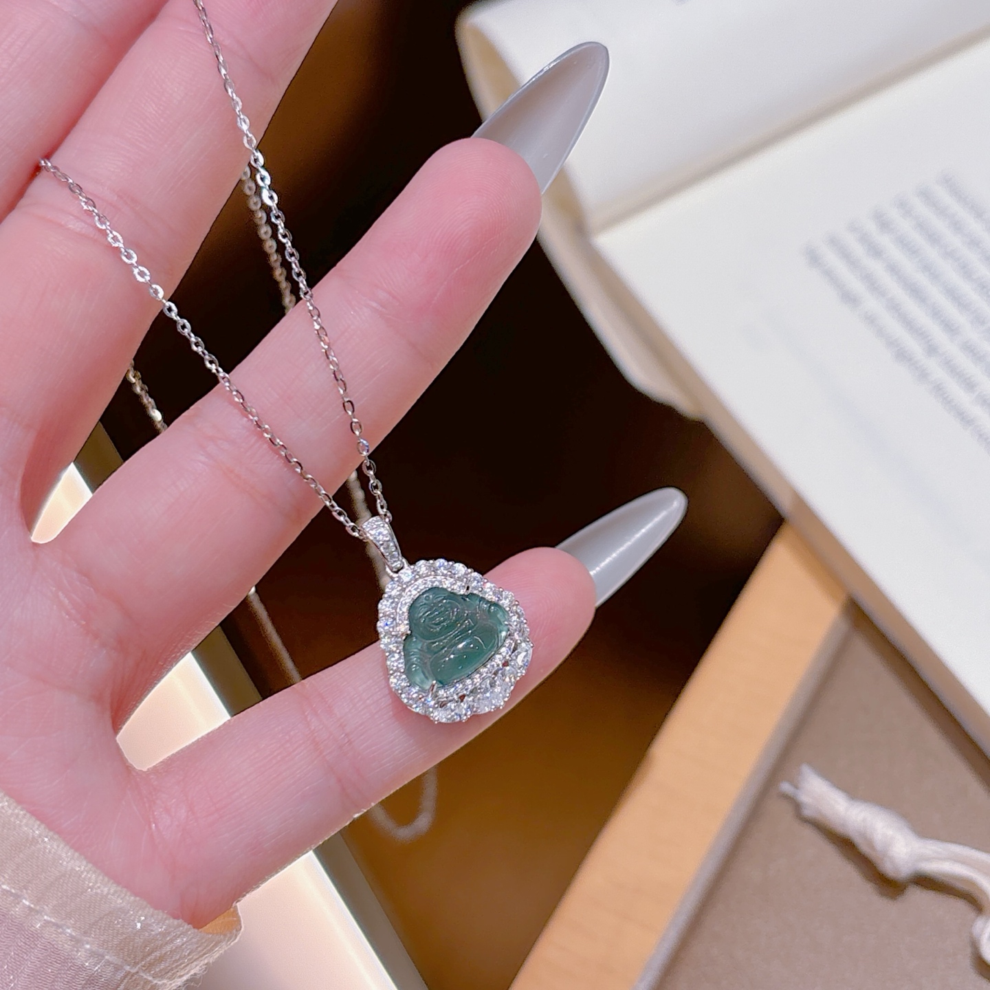 Fine Silver Jadeite Necklace Chic Valentine's Day Silver